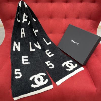 𝐂𝐡𝐚𝐧𝐞𝐥 Character No. 5 scarf 🧣 Double-sided two-color jacquard scarf 49% cashmere ➕ 40% wool ➕ 11% silk fabric