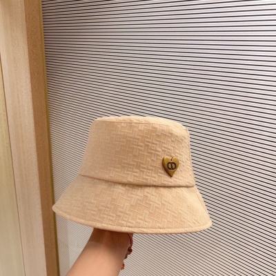 [DIOR Dior] 2023 spring and summer simple heart-shaped logo fisherman hat