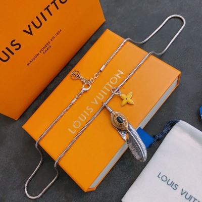 Louis Vuitton vintage silver necklace, couple's version, chain length 60 cm, changeable